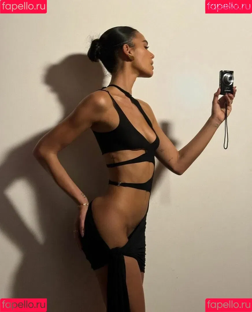 Bruna Marquezine / brumarquezine / brunamarquezine / https: Onlyfans Photo Gallery 