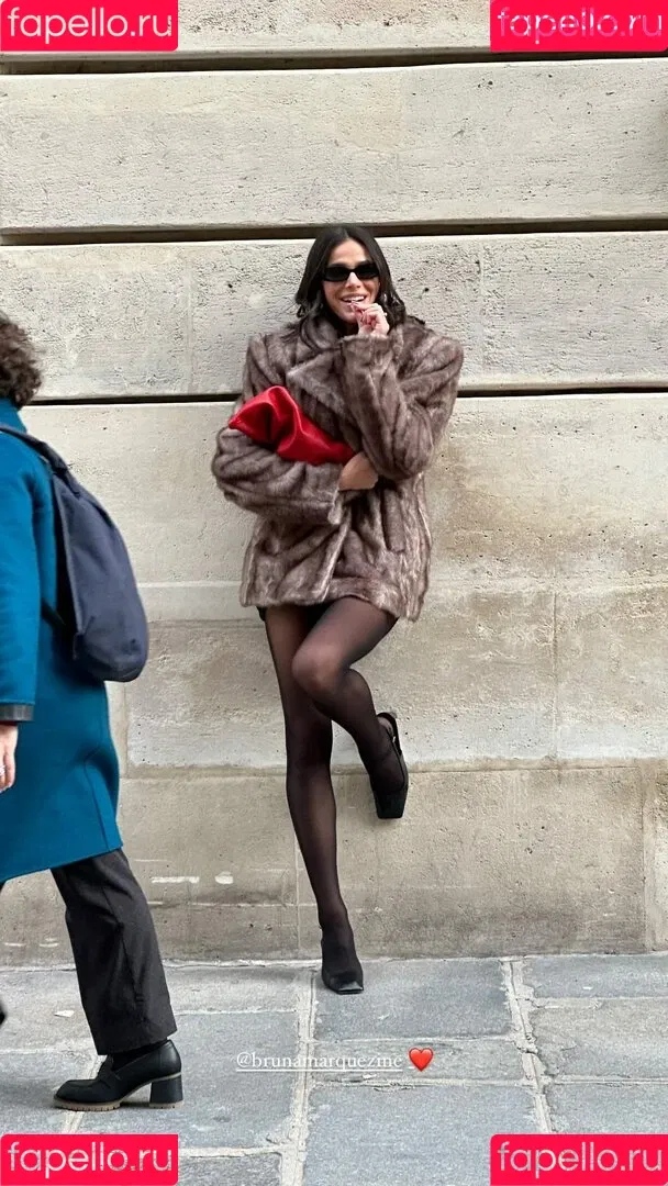 Bruna Marquezine / brumarquezine / brunamarquezine / https: Onlyfans Photo Gallery 