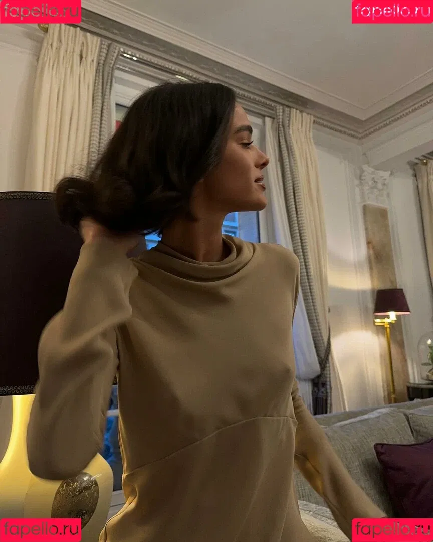 Bruna Marquezine / brumarquezine / brunamarquezine / https: Onlyfans Photo Gallery 