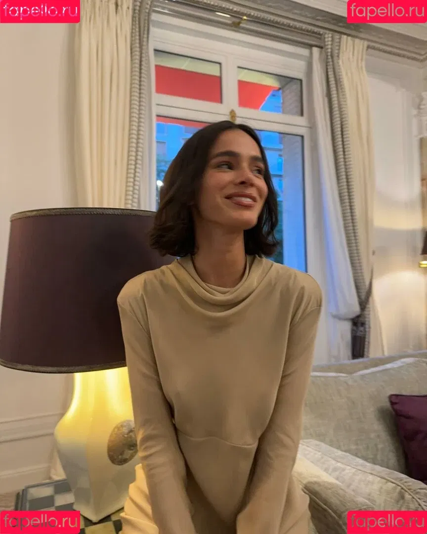 Bruna Marquezine / brumarquezine / brunamarquezine / https: Onlyfans Photo Gallery 