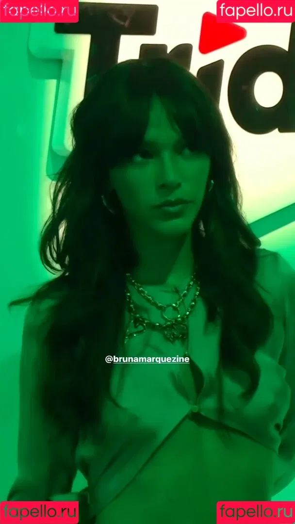 Bruna Marquezine / brumarquezine / brunamarquezine / https: Onlyfans Photo Gallery 