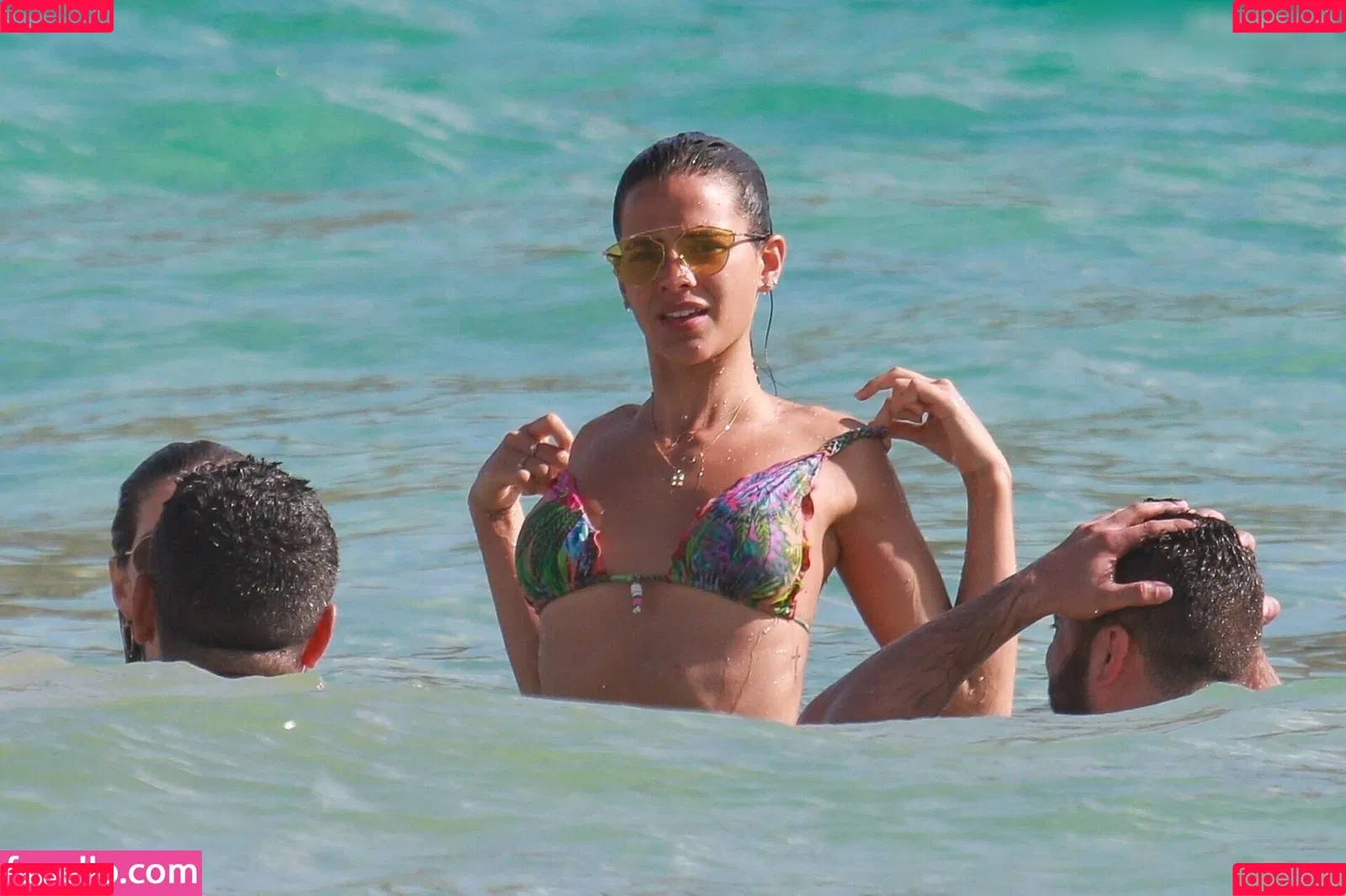 Bruna Marquezine / brumarquezine / brunamarquezine / https: Onlyfans Photo Gallery 