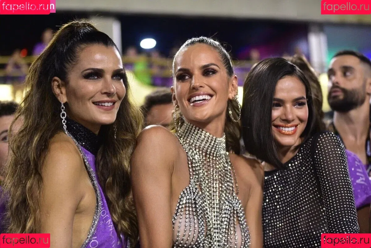 Bruna Marquezine / brumarquezine / brunamarquezine / https: Onlyfans Photo Gallery 