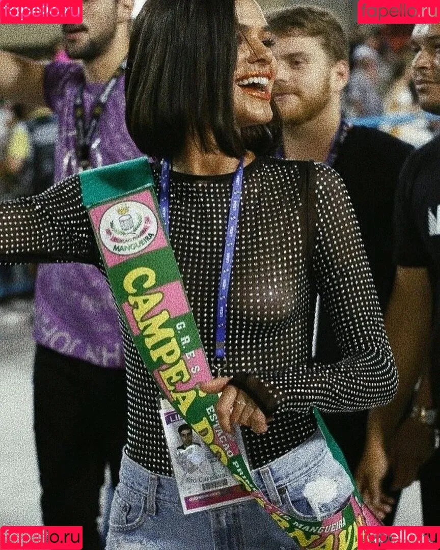 Bruna Marquezine / brumarquezine / brunamarquezine / https: Onlyfans Photo Gallery 