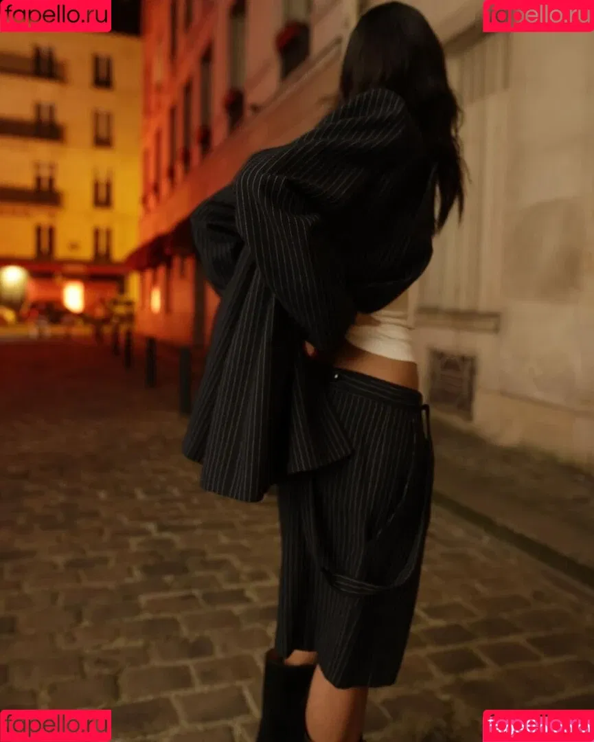 Bruna Marquezine / brumarquezine / brunamarquezine / https: Onlyfans Photo Gallery 