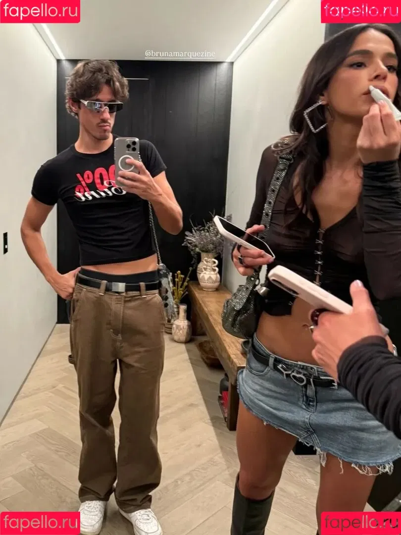 Bruna Marquezine / brumarquezine / brunamarquezine / https: Onlyfans Photo Gallery 