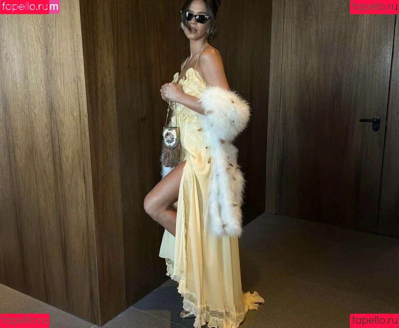 Bruna Marquezine / brumarquezine / brunamarquezine / https: Onlyfans Photo Gallery 