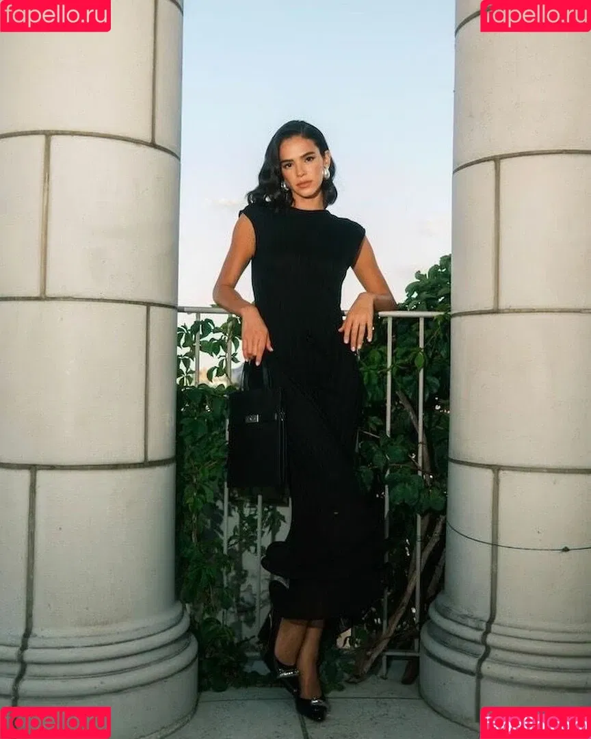 Bruna Marquezine / brumarquezine / brunamarquezine / https: Onlyfans Photo Gallery 