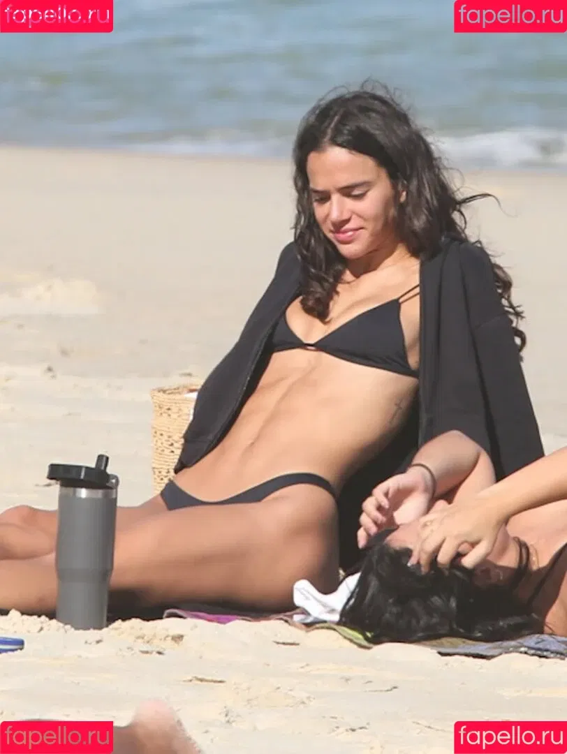 Bruna Marquezine / brumarquezine / brunamarquezine / https: Onlyfans Photo Gallery 