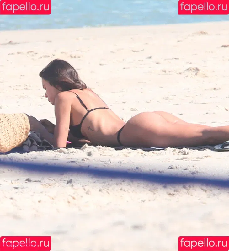 Bruna Marquezine / brumarquezine / brunamarquezine / https: Onlyfans Photo Gallery 