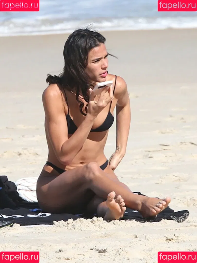 Bruna Marquezine / brumarquezine / brunamarquezine / https: Onlyfans Photo Gallery 