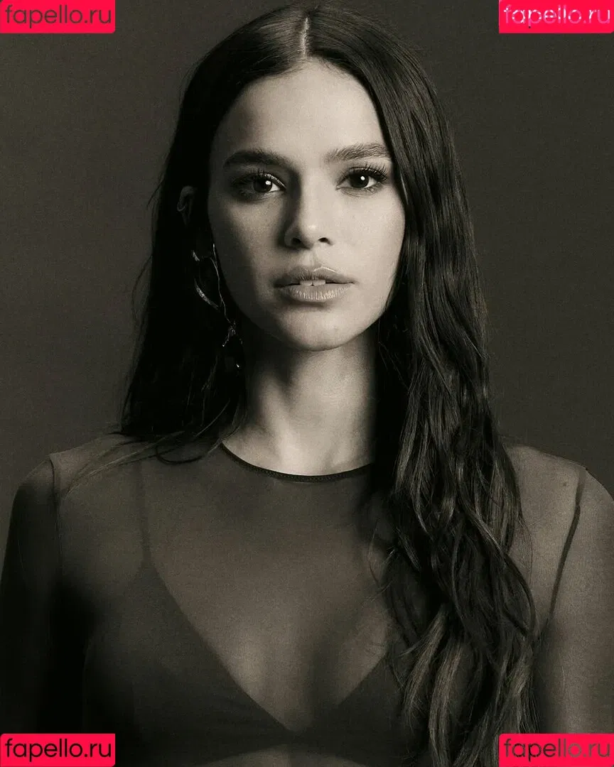 Bruna Marquezine / brumarquezine / brunamarquezine / https: Onlyfans Photo Gallery 