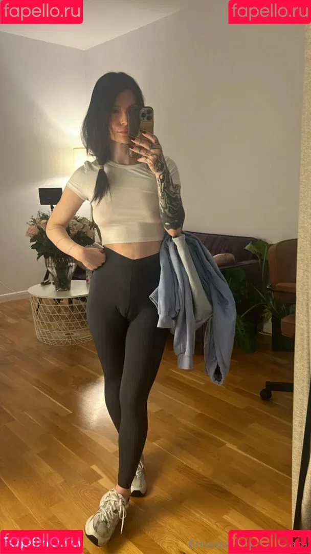 Ernesta Guevara / ernastaguevara / ernestaguevara / ernestamathilda Onlyfans Photo Gallery 