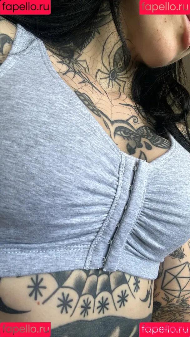 Olive Garden / awlivv / awlivv_ Onlyfans Photo Gallery 