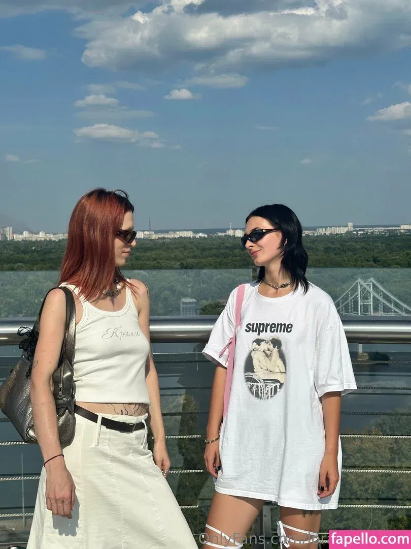 loraschimmer Onlyfans Photo Gallery 