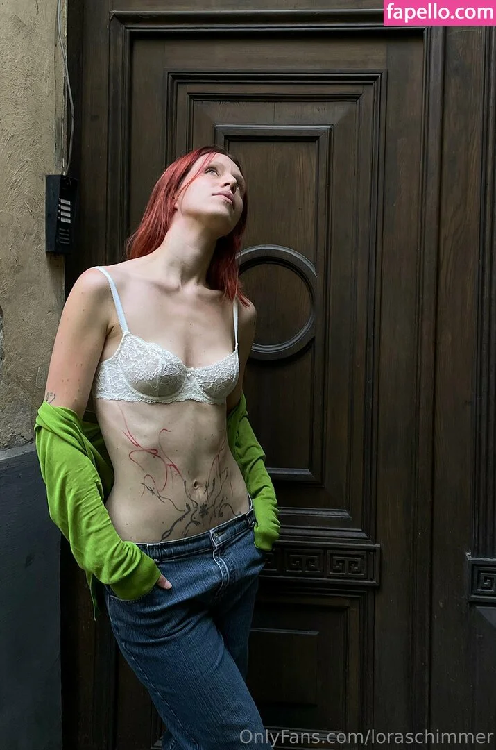 loraschimmer Onlyfans Photo Gallery 