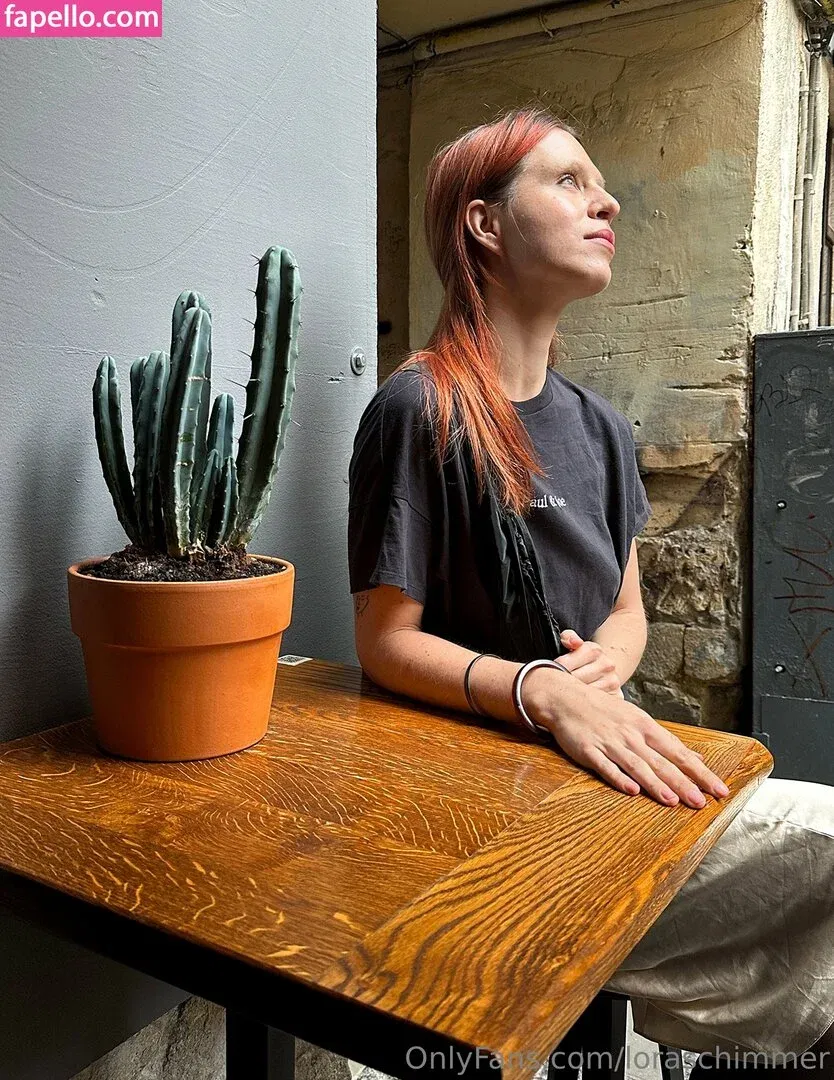 loraschimmer Onlyfans Photo Gallery 