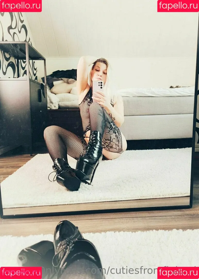 momssecrets / momsssecrets Onlyfans Photo Gallery 
