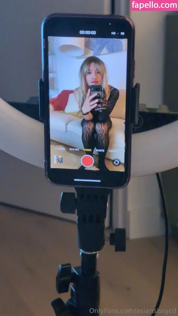 asian.kiss / asiansissycd Onlyfans Photo Gallery 