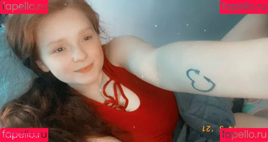 Taylor Renaee / https: / redheaded_taylorrr / taylorr_renaaee Onlyfans Photo Gallery 