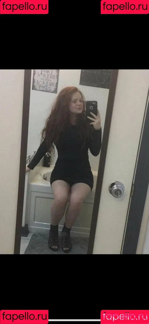 Taylor Renaee / https: / redheaded_taylorrr / taylorr_renaaee Onlyfans Photo Gallery 