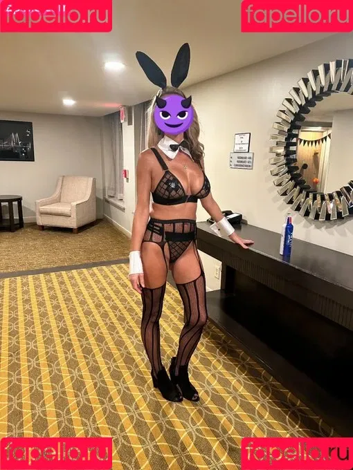 Kylie Sawyer / https: / kylieannesawyer / kyliesawyer Onlyfans Photo Gallery 