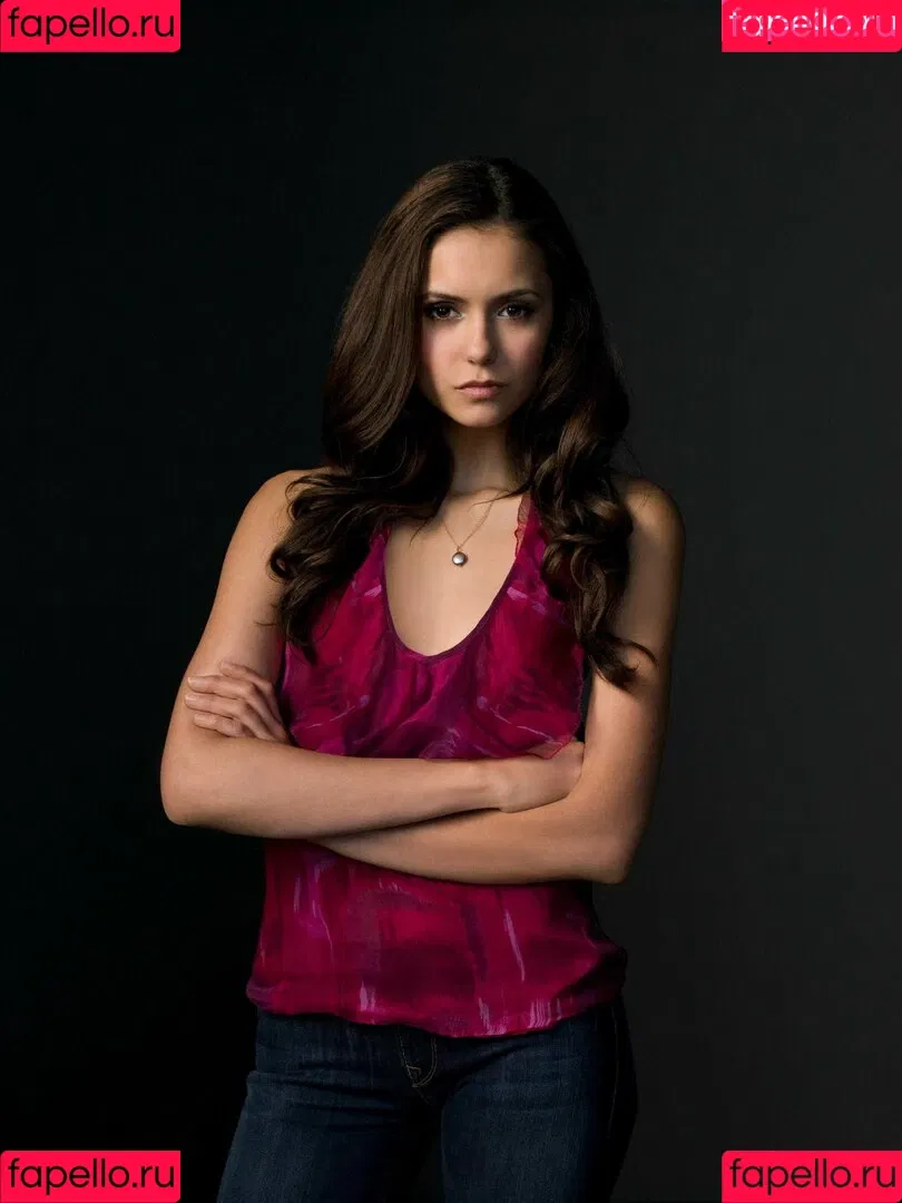 Nina Dobrev / nina Onlyfans Photo Gallery 