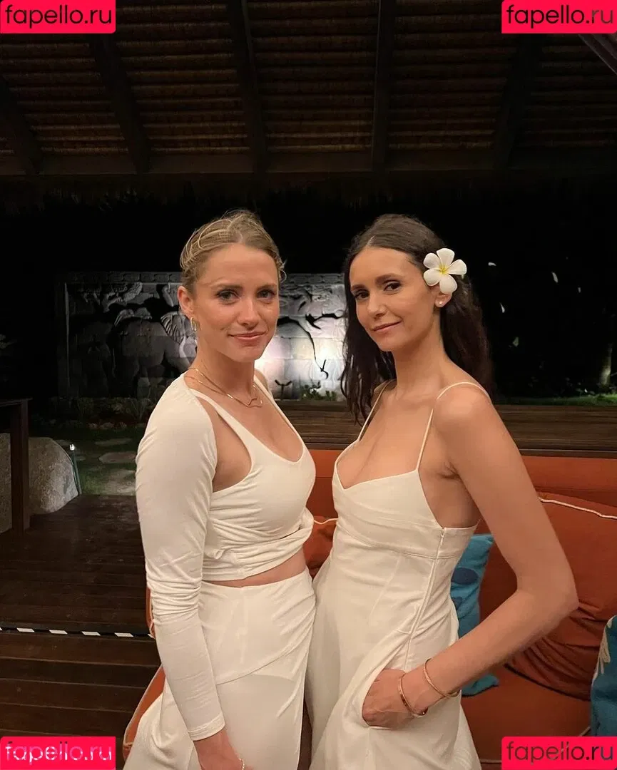 Nina Dobrev / nina Onlyfans Photo Gallery 