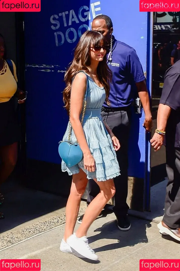 Nina Dobrev / nina Onlyfans Photo Gallery 