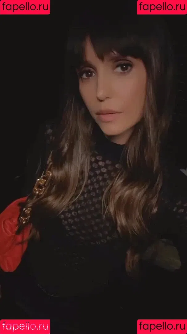 Nina Dobrev / nina Onlyfans Photo Gallery 