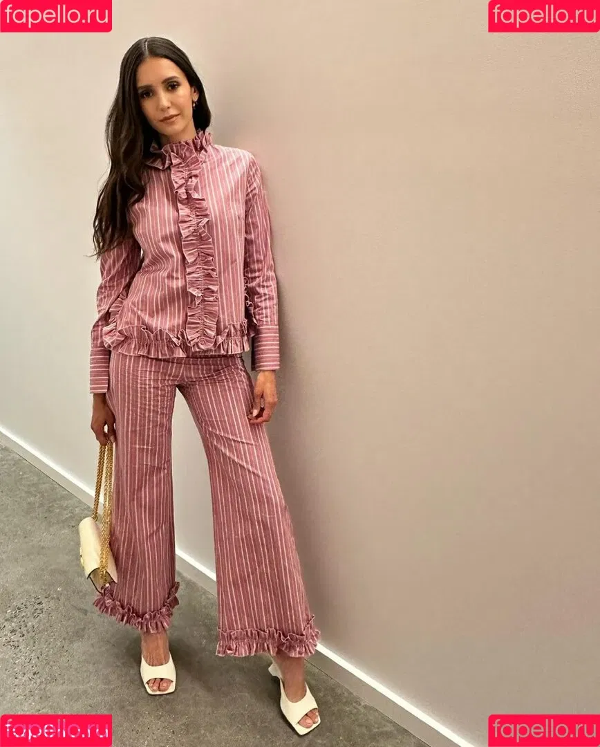 Nina Dobrev / nina Onlyfans Photo Gallery 