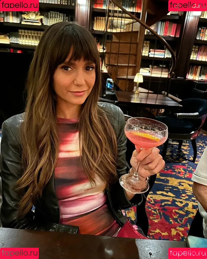 Nina Dobrev / nina Onlyfans Photo Gallery 