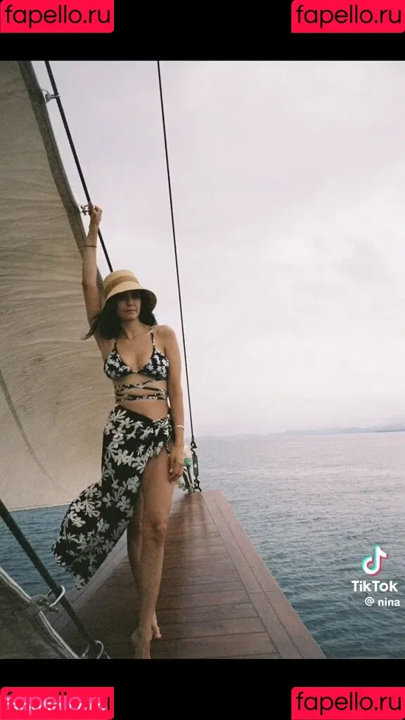 Nina Dobrev / nina Onlyfans Photo Gallery 