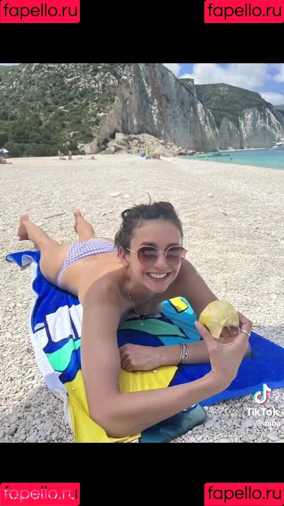 Nina Dobrev / nina Onlyfans Photo Gallery 