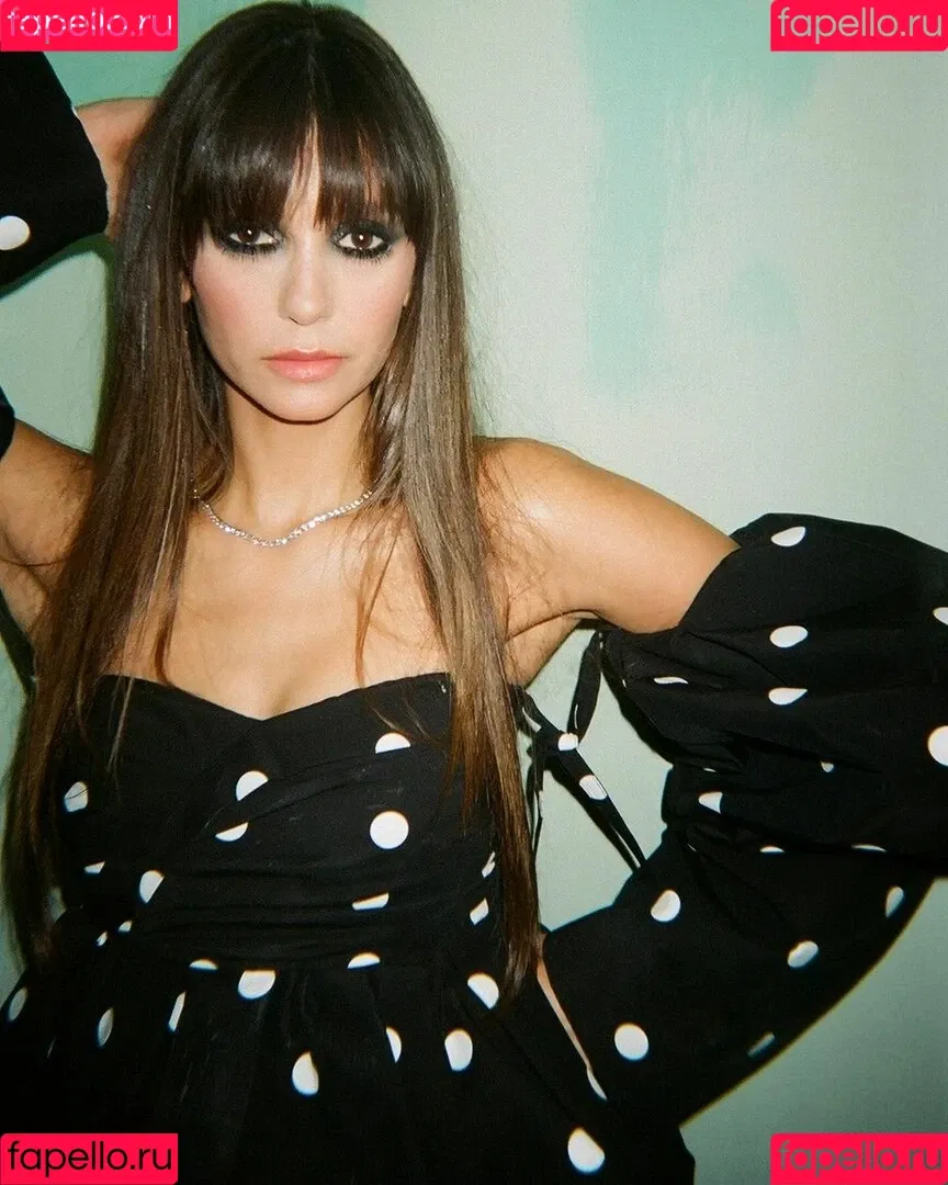 Nina Dobrev / nina Onlyfans Photo Gallery 