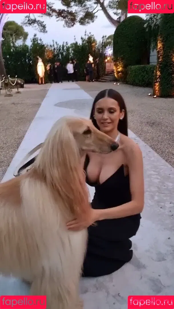 Nina Dobrev / nina Onlyfans Photo Gallery 