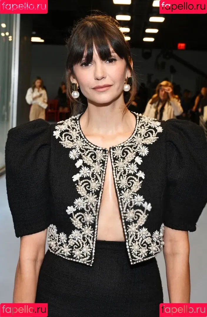 Nina Dobrev / nina Onlyfans Photo Gallery 