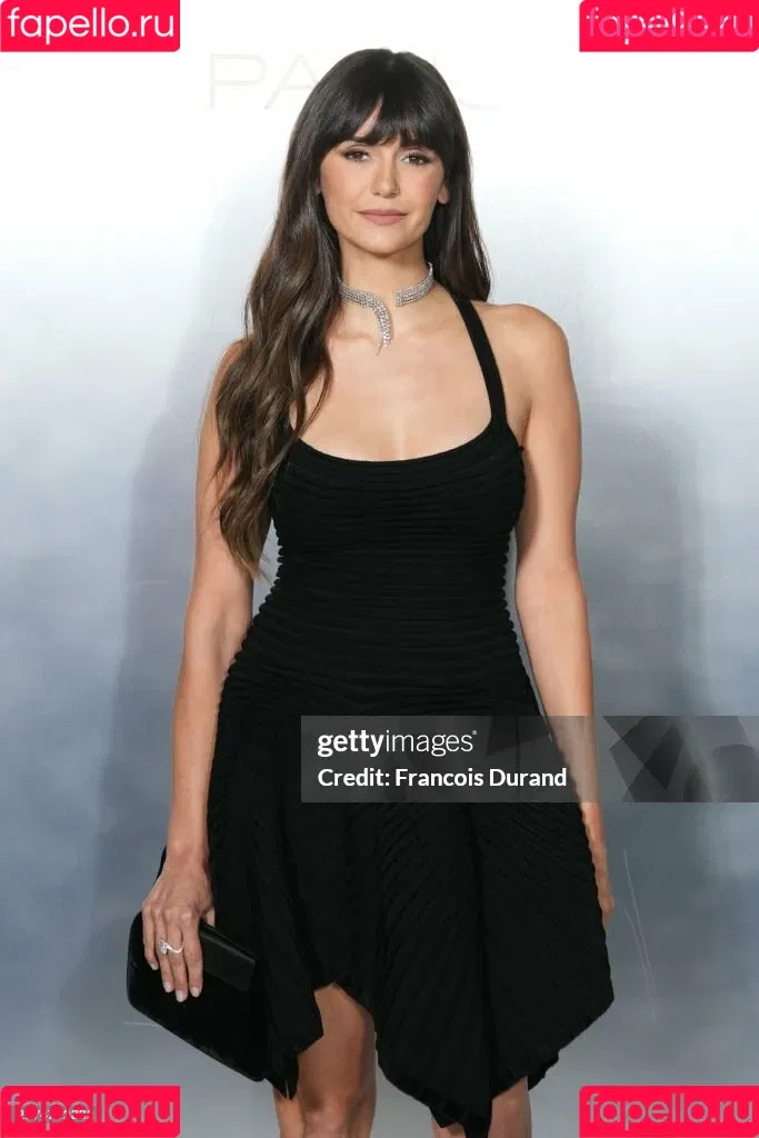 Nina Dobrev / nina Onlyfans Photo Gallery 