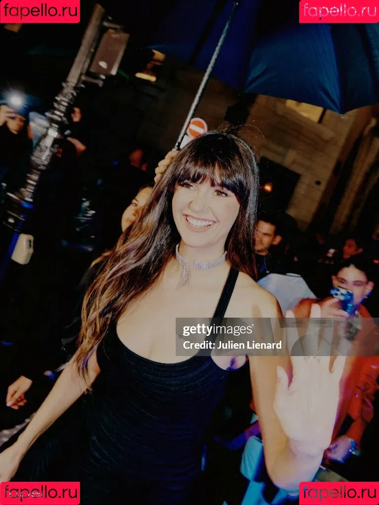 Nina Dobrev / nina Onlyfans Photo Gallery 