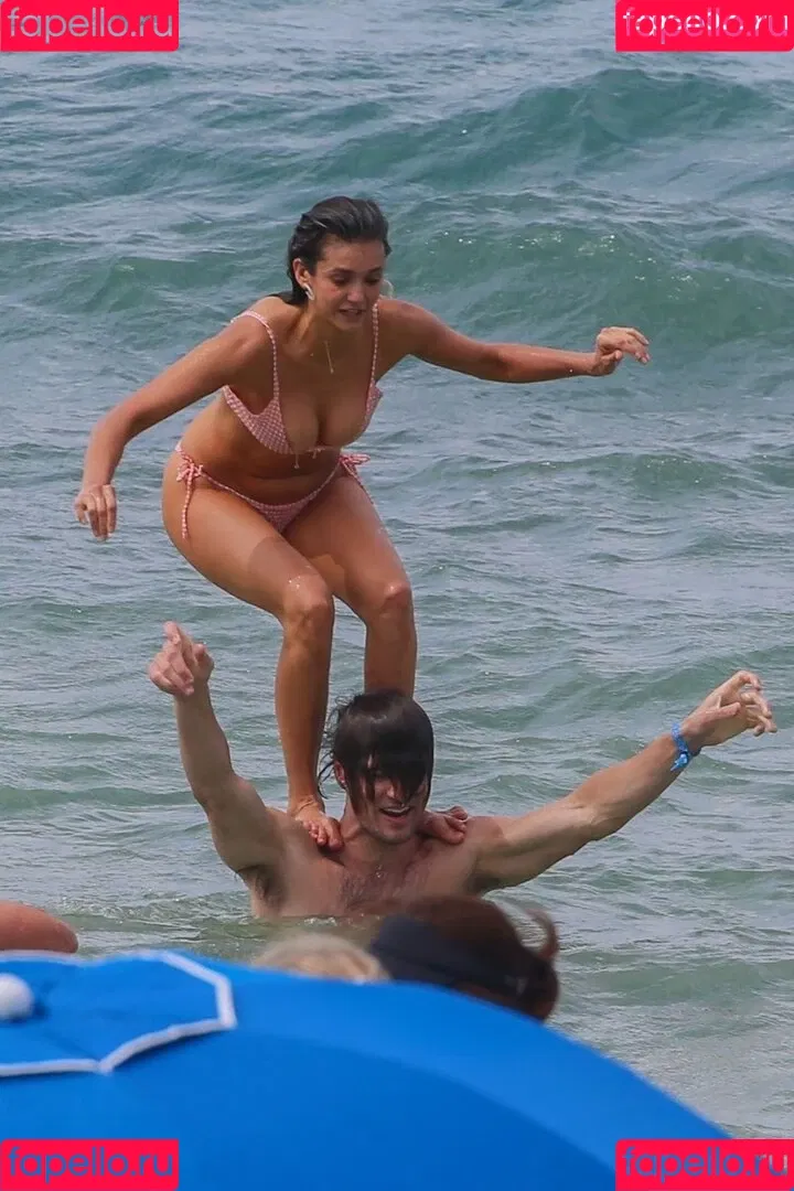 Nina Dobrev / nina Onlyfans Photo Gallery 