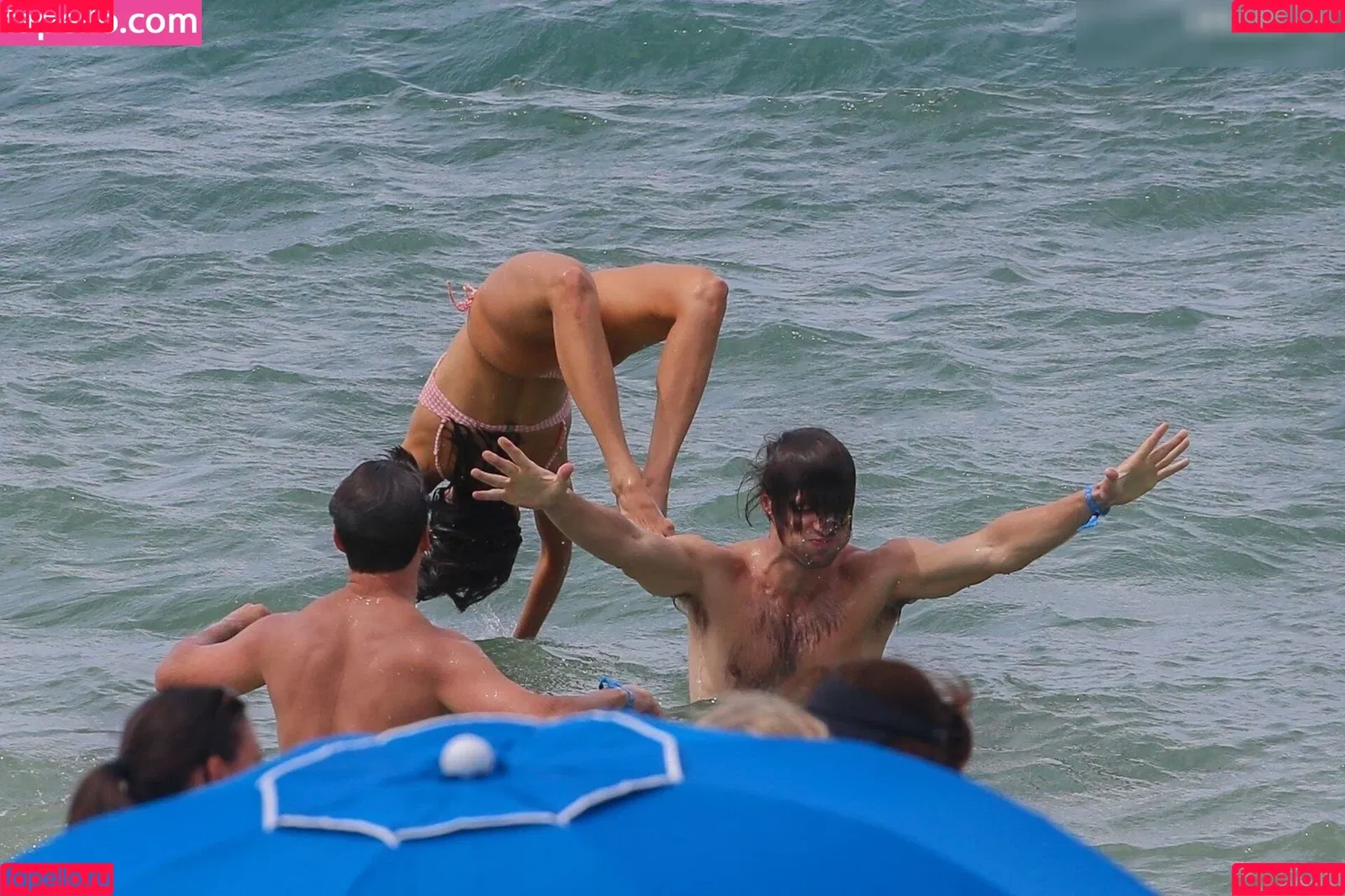 Nina Dobrev / nina Onlyfans Photo Gallery 