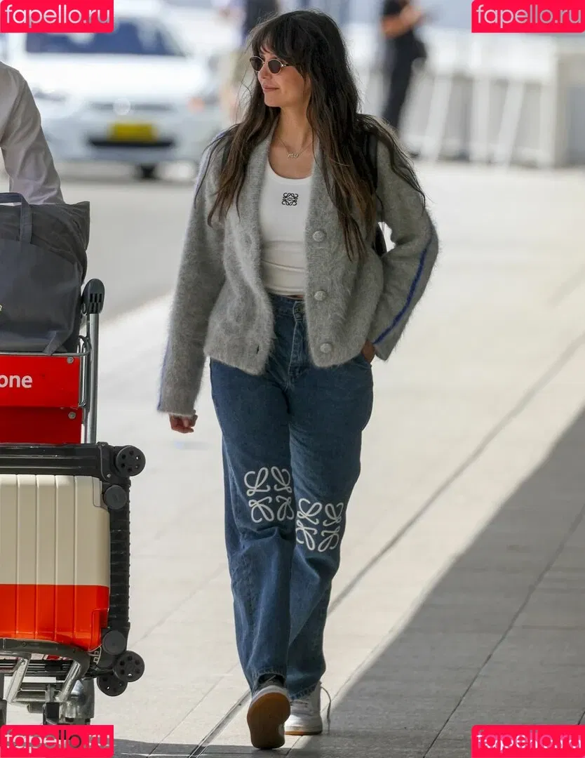 Nina Dobrev / nina Onlyfans Photo Gallery 