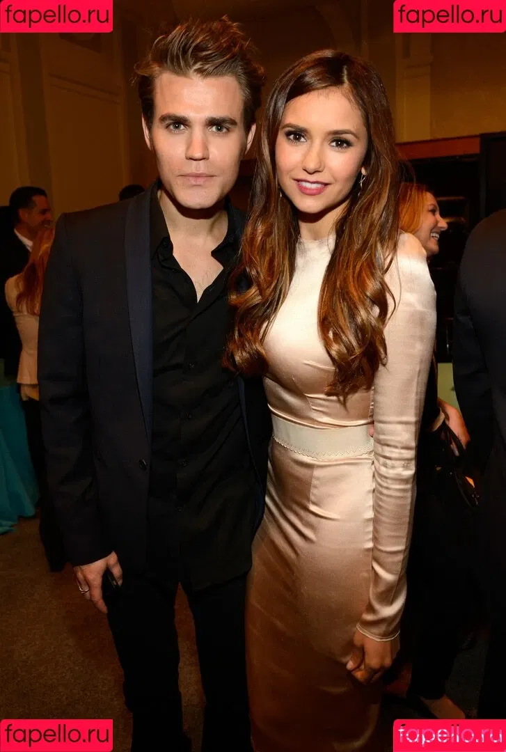 Nina Dobrev / nina Onlyfans Photo Gallery 