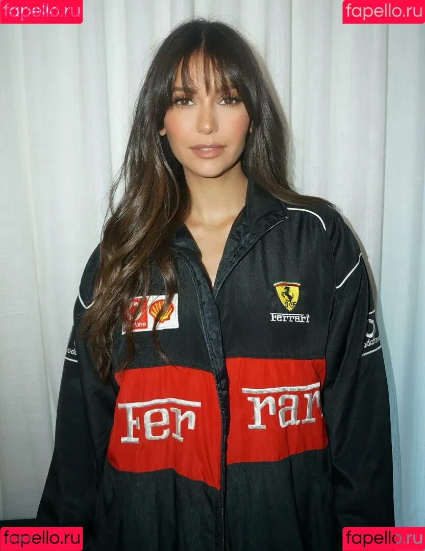 Nina Dobrev / nina Onlyfans Photo Gallery 
