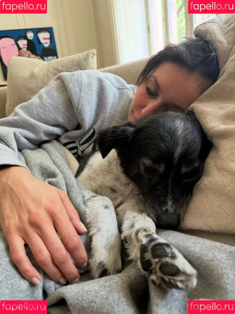 Nina Dobrev / nina Onlyfans Photo Gallery 