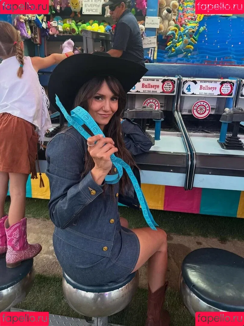 Nina Dobrev / nina Onlyfans Photo Gallery 