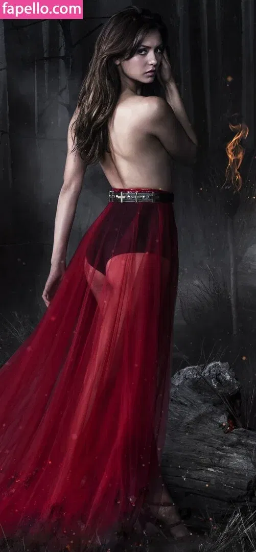 Nina Dobrev / nina Onlyfans Photo Gallery 