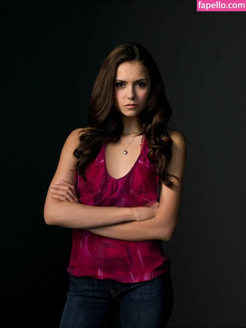 Nina Dobrev / nina Onlyfans Photo Gallery 