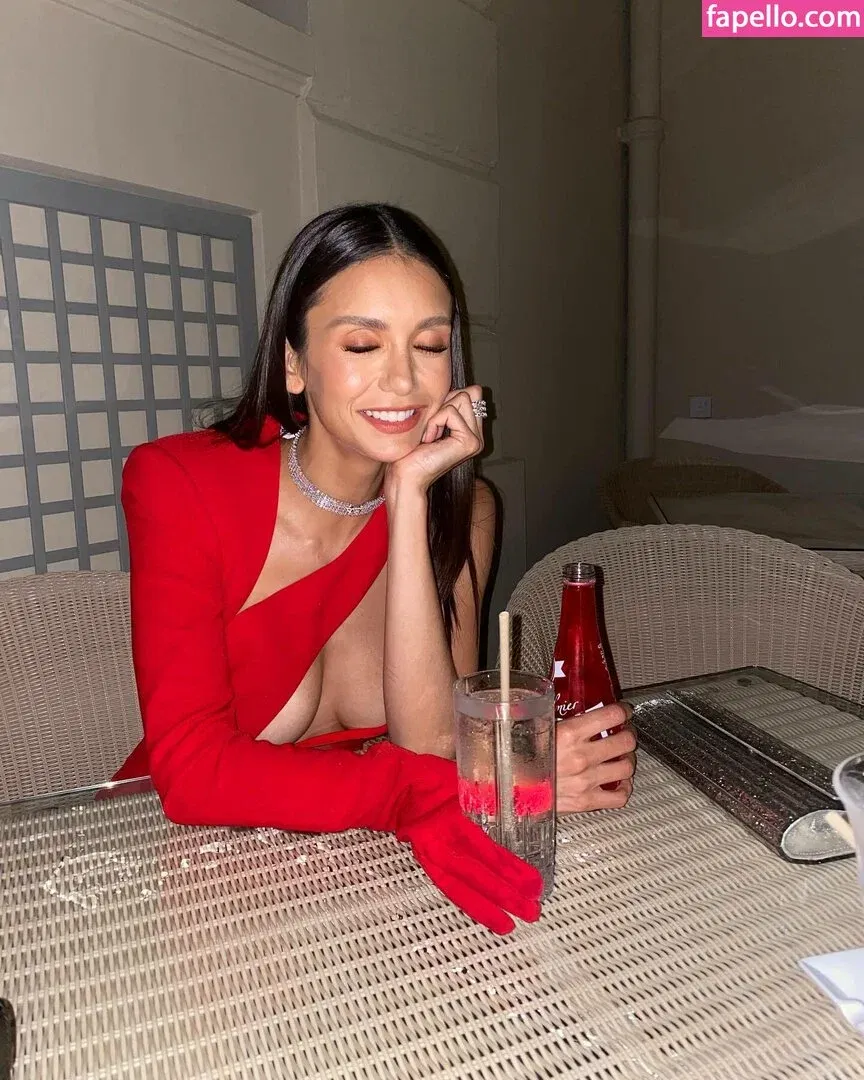 Nina Dobrev / nina Onlyfans Photo Gallery 