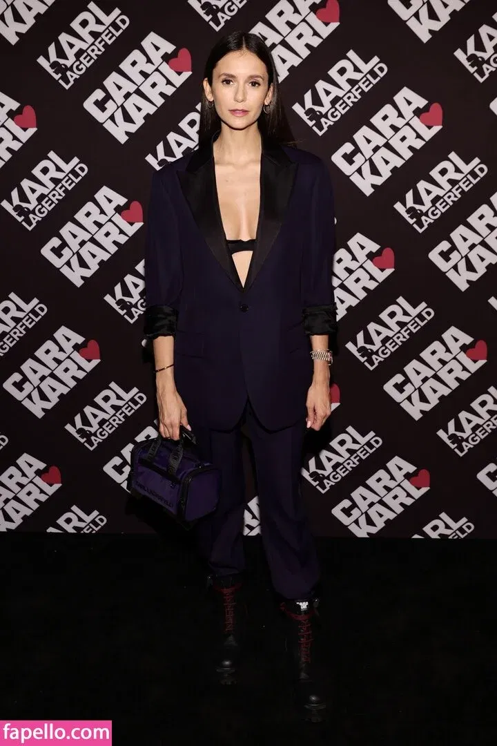 Nina Dobrev / nina Onlyfans Photo Gallery 